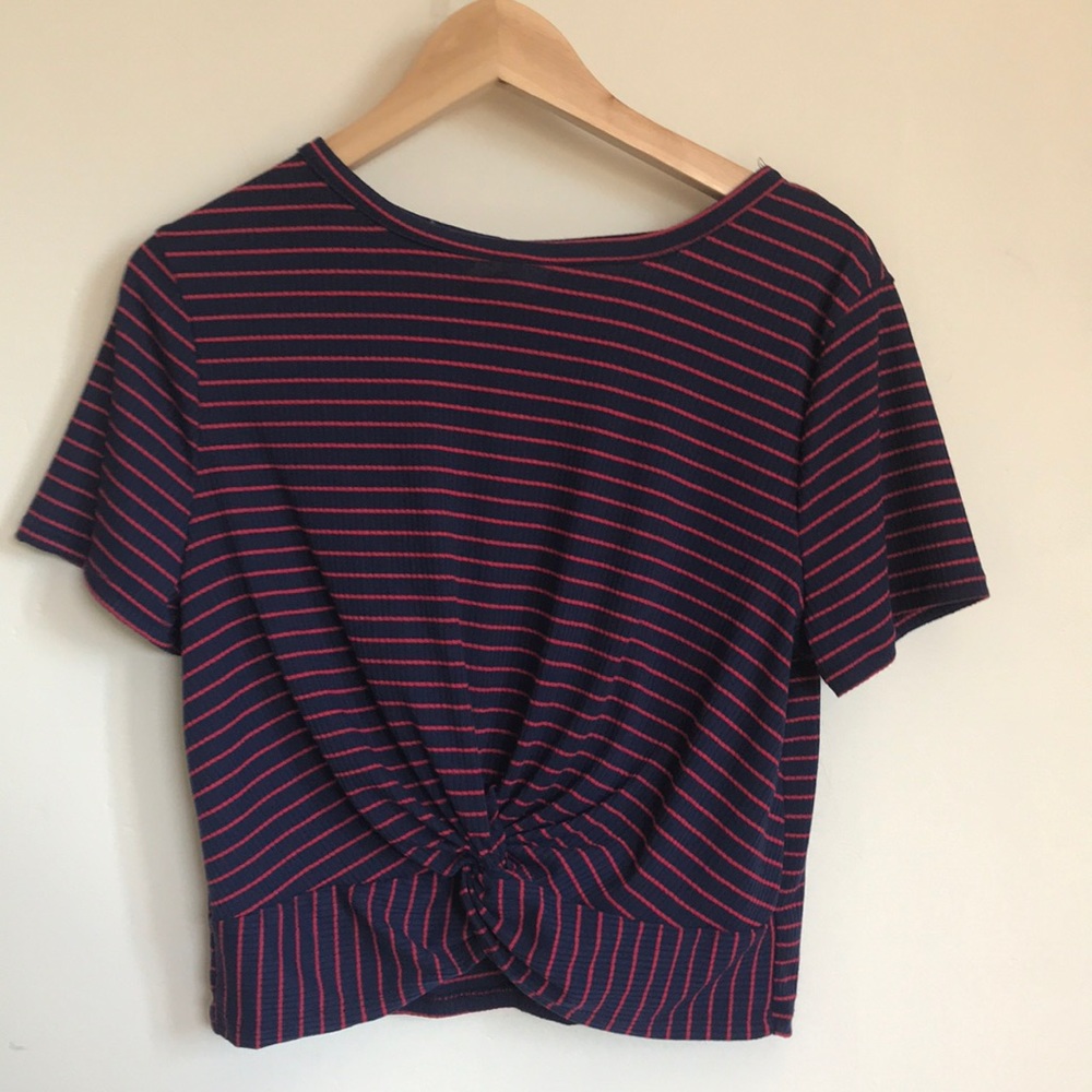 Blue/Red Cropped T-shirt